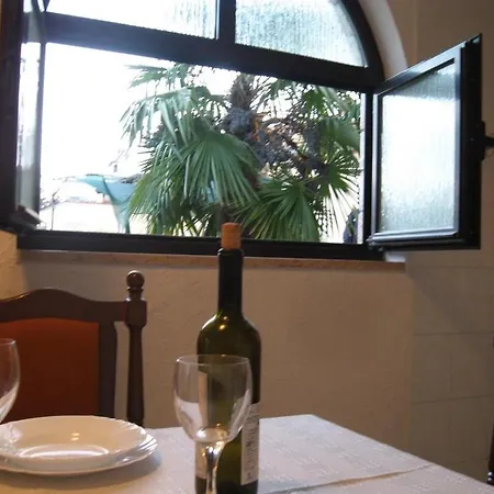 Apartament In With Air Conditioning, Wifi, Washing Machine 4990-1